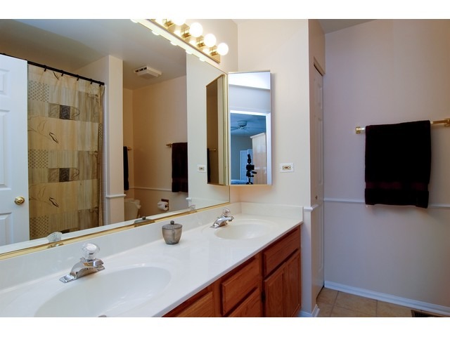 270 11th St #A, Wheeling, IL 60090 photo 7