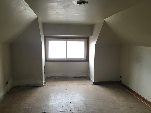 5718 S Artesian Ave, Chicago, IL 60629 photo 14