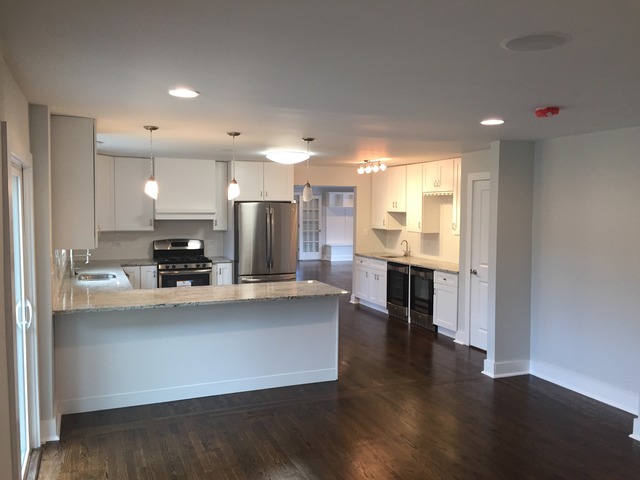 412 Bartram Rd, Riverside, IL 60546 photo 4