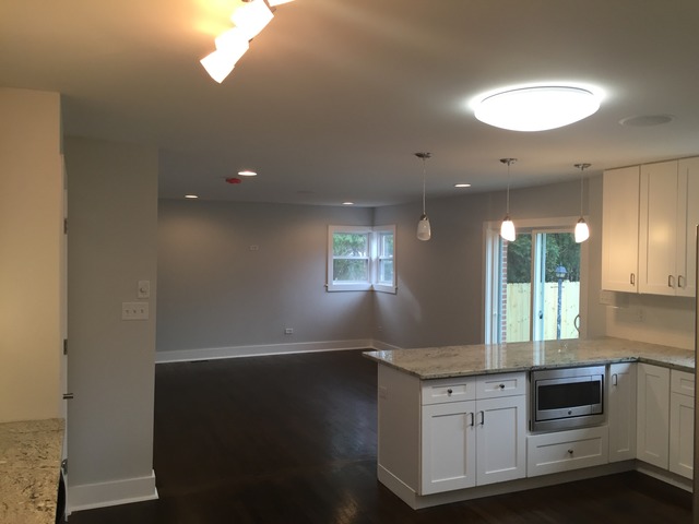 412 Bartram Rd, Riverside, IL 60546 photo 3