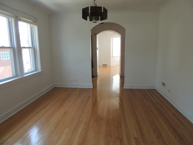 362 E 89th Pl, Chicago, IL 60619 photo 6