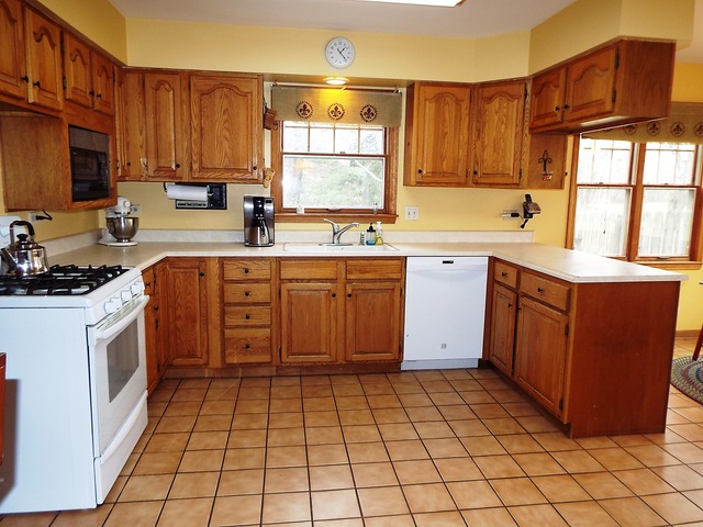 1512 Charnbrook Dr, Mchenry, IL 60051 photo 11