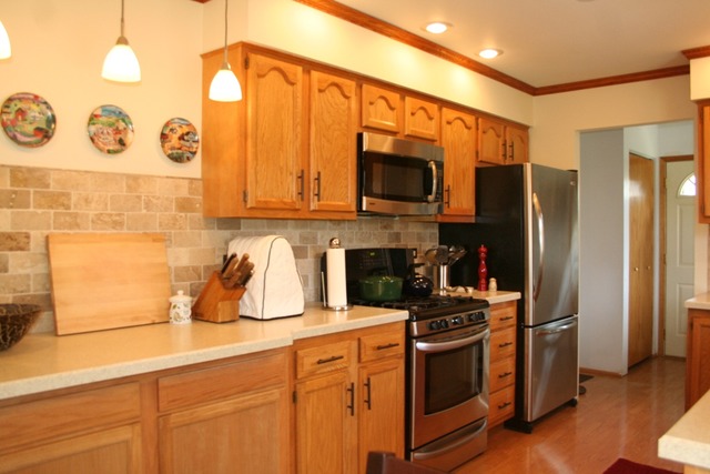 5215 Meadow St, Mchenry, IL 60051 photo 2