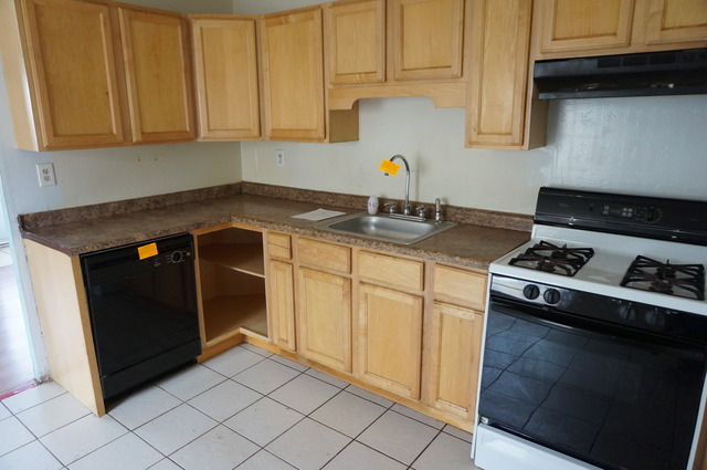 804 Richard St, Aurora, IL 60506 photo 8