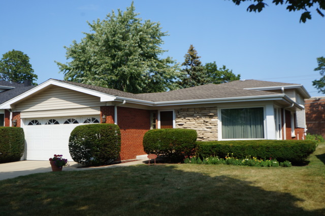 1541 Webster Ln, Des Plaines, IL 60018 photo 1