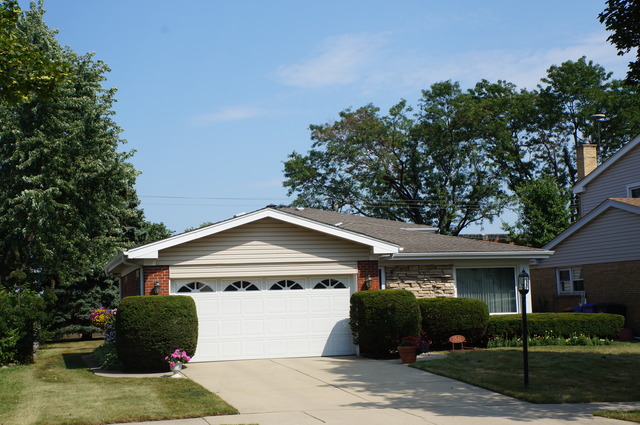 1541 Webster Ln, Des Plaines, IL 60018 photo 3