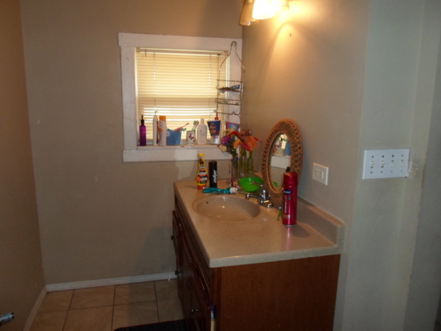 168 Hill Ave, Elgin, IL 60120 photo 19