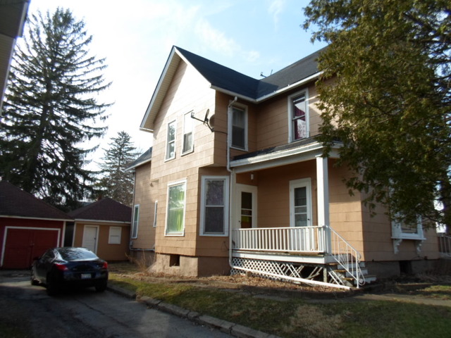 168 Hill Ave, Elgin, IL 60120 photo 2