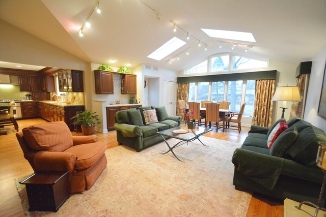 137 George St, Wheaton, IL 60189 photo 7