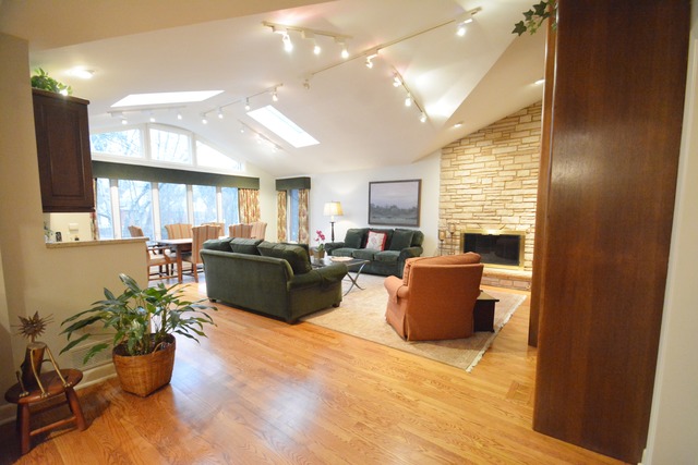 137 George St, Wheaton, IL 60189 photo 6