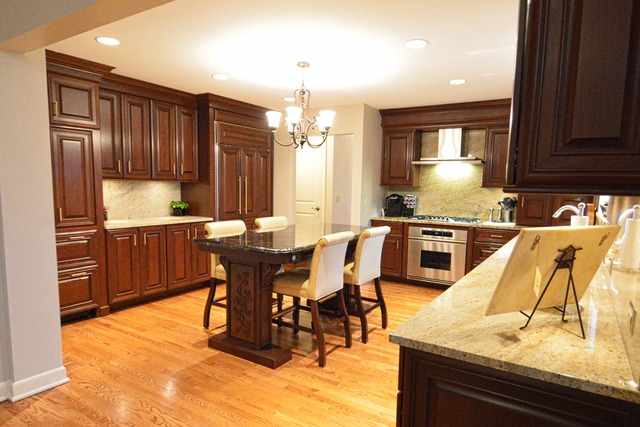 137 George St, Wheaton, IL 60189 photo 5