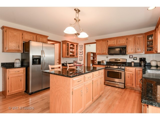 491 Blodgett Ct, Naperville, IL 60565 photo 6