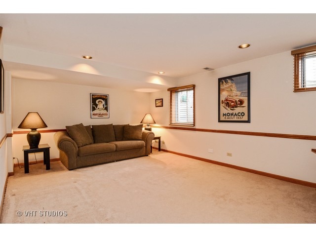 491 Blodgett Ct, Naperville, IL 60565 photo 12