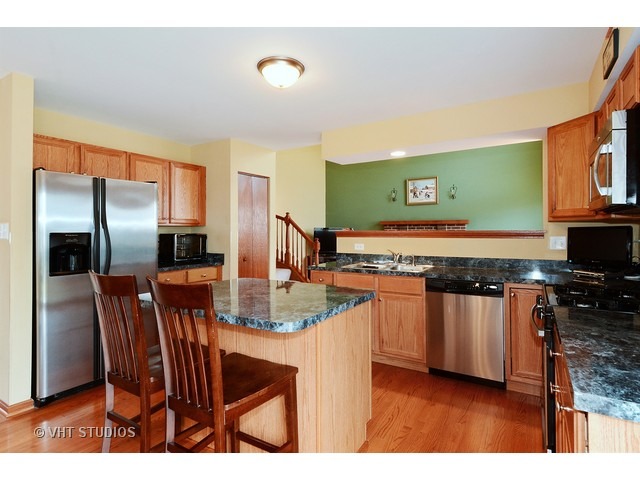 2919 Twin Falls Dr, Plainfield, IL 60586 photo 3