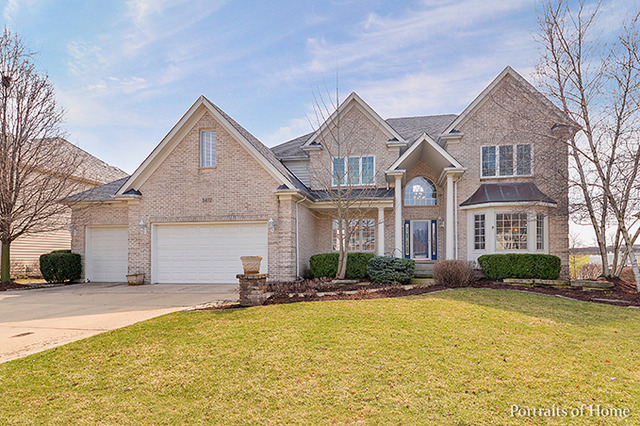 3432 White Eagle Dr, Naperville, IL 60564 photo 1
