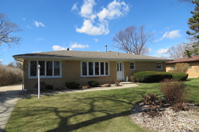 4 N220 5th Ave, Addison, IL 60101 photo 1
