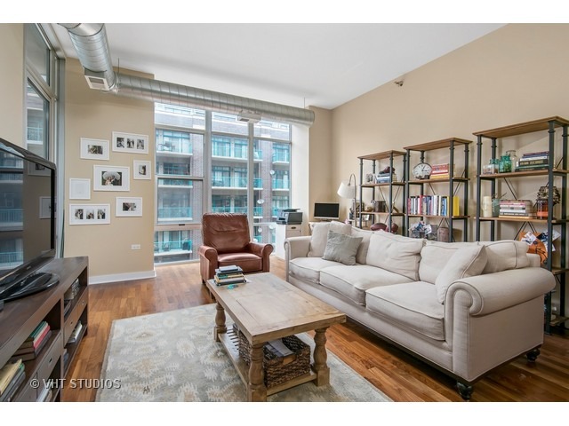 901 W Madison St #613, Chicago, IL 60607 photo 3