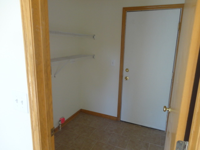 1995 Woodhaven Dr, Bartlett, IL 60103 photo 8