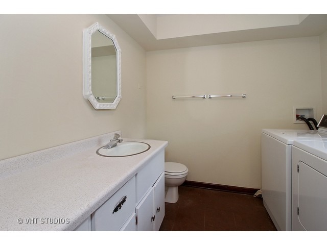 10 S161 Springbrook Dr, Naperville, IL 60565 photo 9