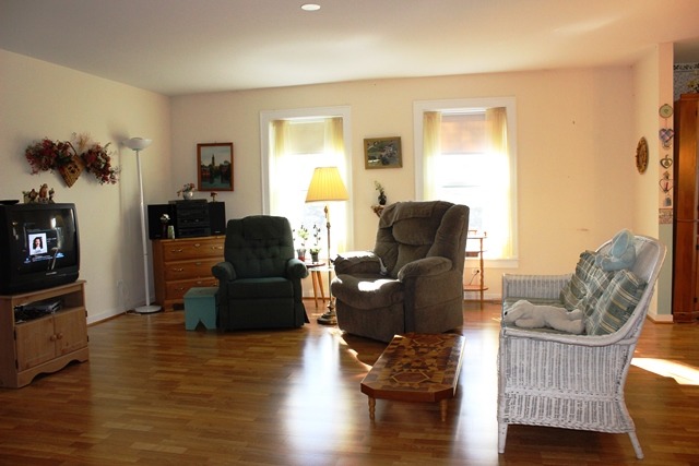 1405 Hilltop Blvd, Mchenry, IL 60050 photo 12