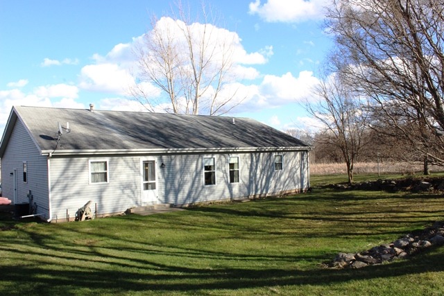1405 Hilltop Blvd, Mchenry, IL 60050 photo 20