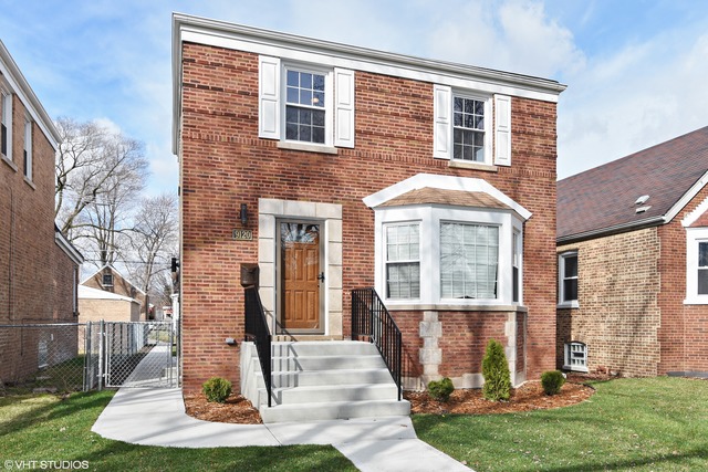 9120 S Clyde Ave, Chicago, IL 60617 photo 1
