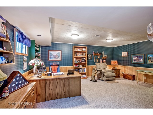 402 W Dowell Rd, Mchenry, IL 60051 photo 13