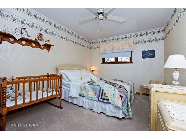402 W Dowell Rd, Mchenry, IL 60051 photo 12