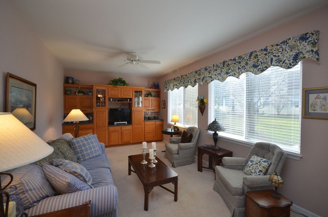 21527 W Empress Ln, Plainfield, IL 60544 photo 8