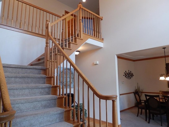2084 Gardner Cir, Aurora, IL 60503 photo 14