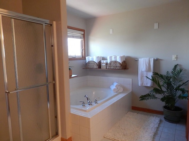 2084 Gardner Cir, Aurora, IL 60503 photo 21