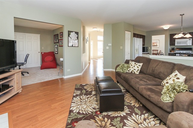 1602 Vineyard Dr, Gurnee, IL 60031 photo 14