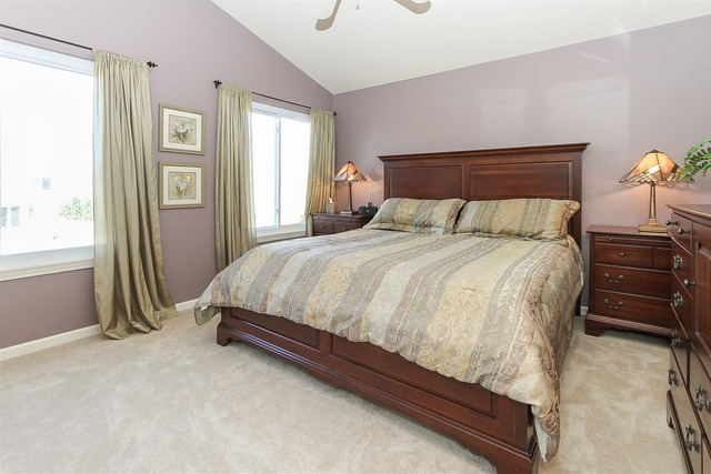 1602 Vineyard Dr, Gurnee, IL 60031 photo 17