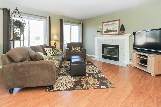 1602 Vineyard Dr, Gurnee, IL 60031 photo 12