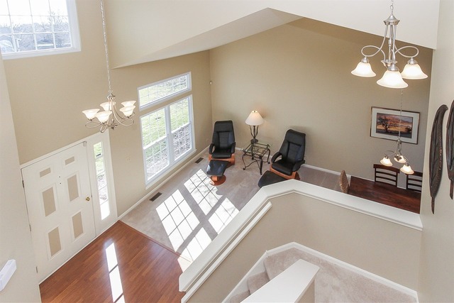 1602 Vineyard Dr, Gurnee, IL 60031 photo 5