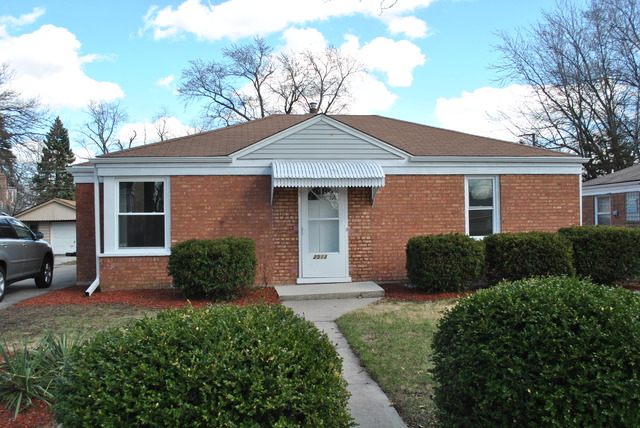 2513 S 16th Ave, Broadview, IL 60155 photo 1