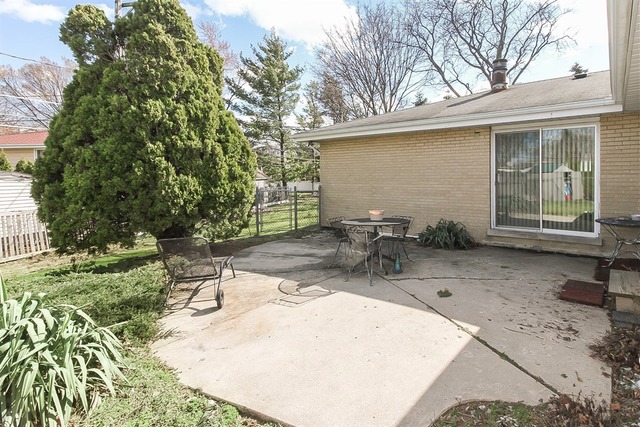 751 Manor Ct, Des Plaines, IL 60016 photo 20