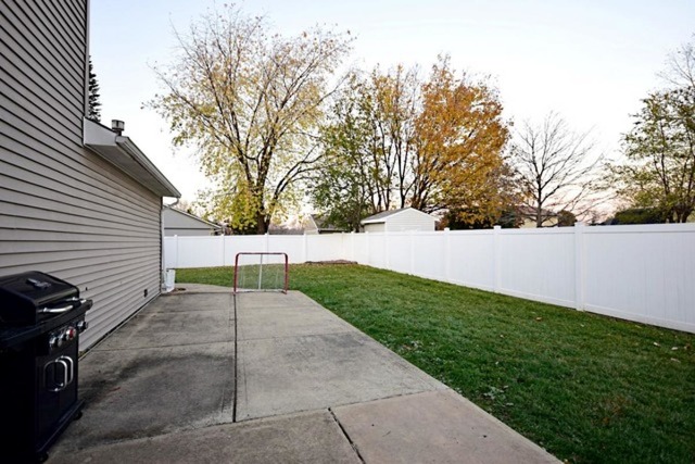 665 Springfield Dr, Roselle, IL 60172 photo 23