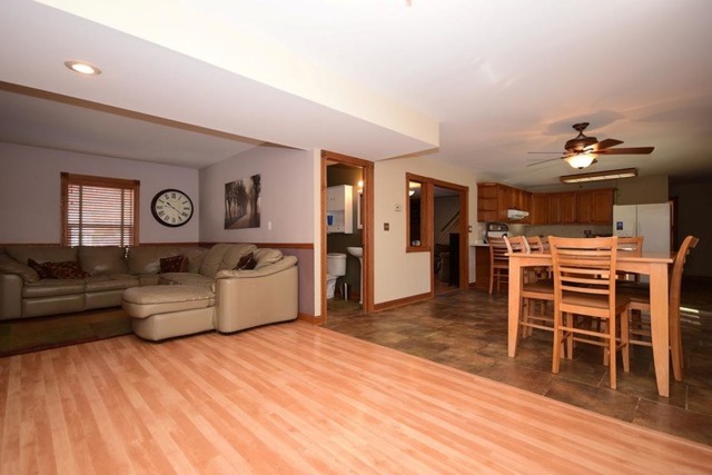 665 Springfield Dr, Roselle, IL 60172 photo 8
