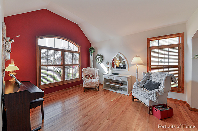 433 Countryside Dr, Wheaton, IL 60187 photo 3