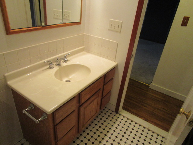 11 N Edison Ave, Elgin, IL 60123 photo 16
