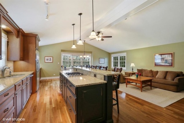 20675 Deerpath Rd, Barrington, IL 60010 photo 4