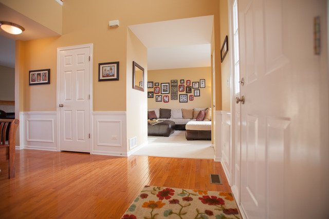 812 Limerick Ln, Mchenry, IL 60050 photo 2