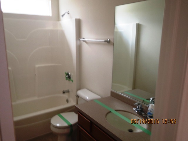 1023 Biltmore Dr, Elgin, IL 60120 photo 13