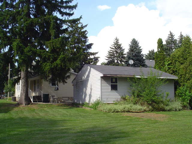 774 E Wilson St, Batavia, IL 60510 photo 2