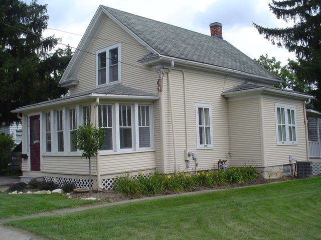 774 E Wilson St, Batavia, IL 60510 photo 1