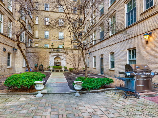 60 E Scott St #704, Chicago, IL 60610 photo 19