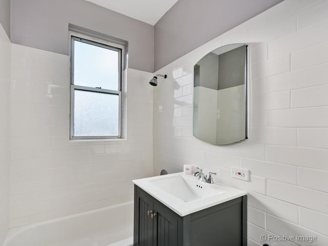 60 E Scott St #704, Chicago, IL 60610 photo 14
