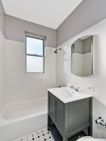 60 E Scott St #704, Chicago, IL 60610 photo 15