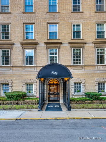 60 E Scott St #704, Chicago, IL 60610 photo 2